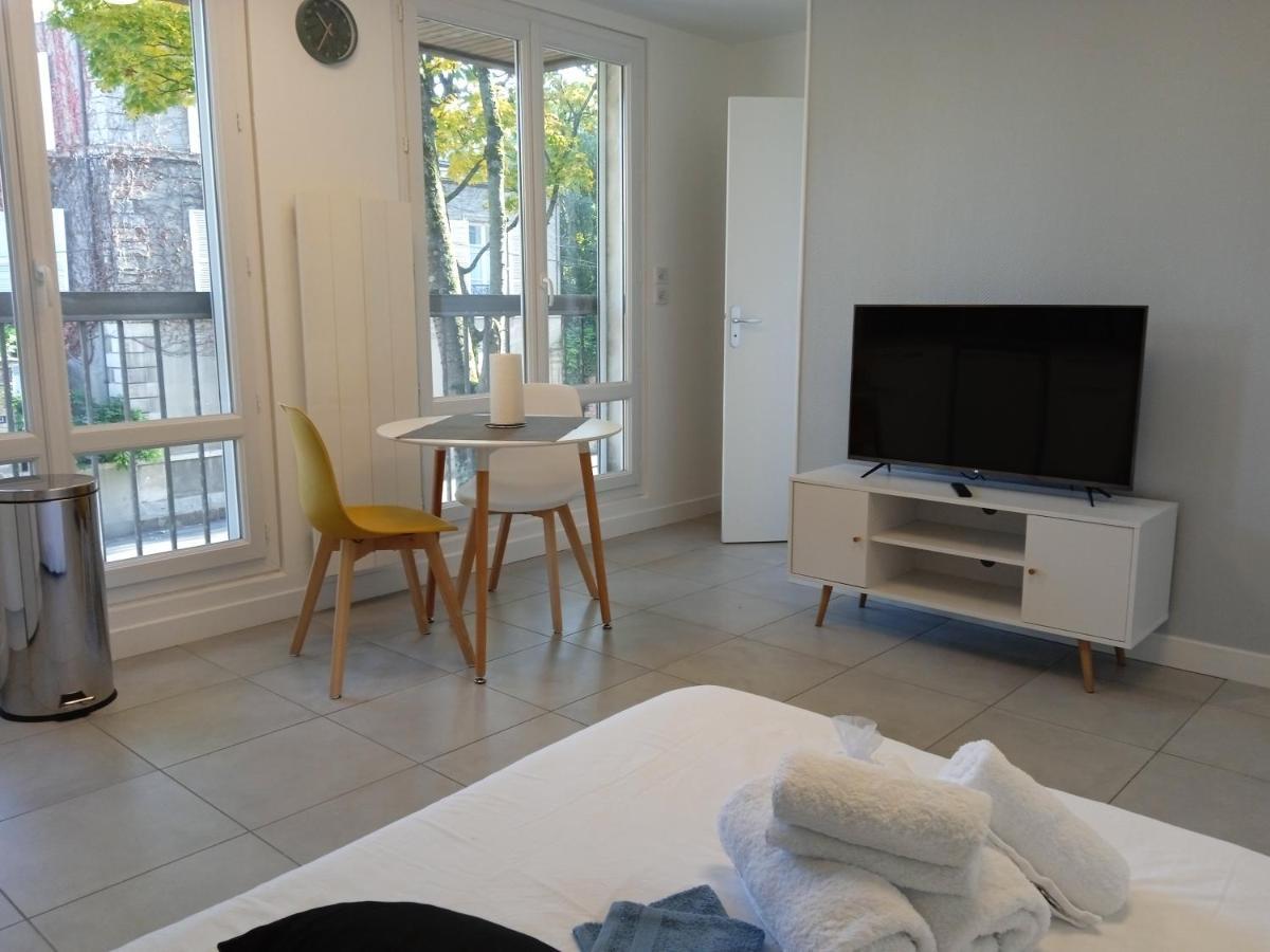 לה מאנש Studio Cosy Avec Garage Prive מראה חיצוני תמונה